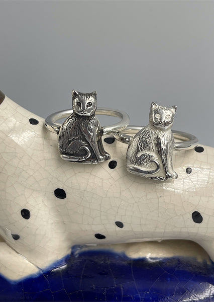 Kitty ring