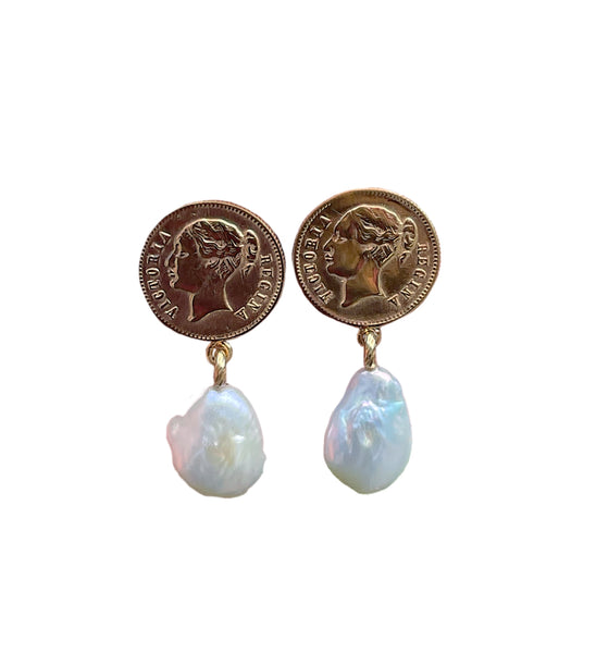 Victoria pearl earrings
